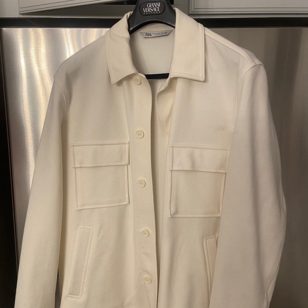 Brand New never worn Zara jacket